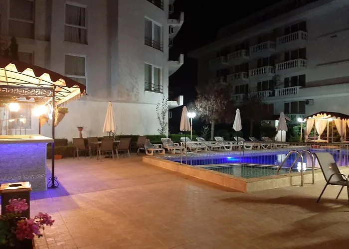 Azuro Aparthotel Sunny Beach